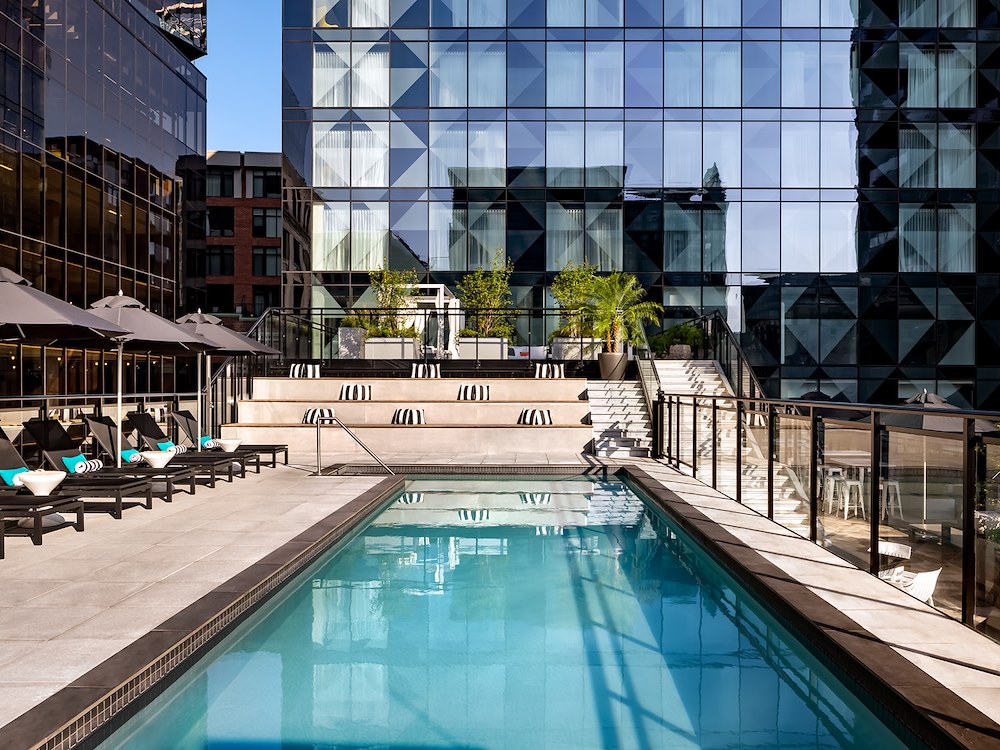 Rooftop Pool at Montréal Hotel